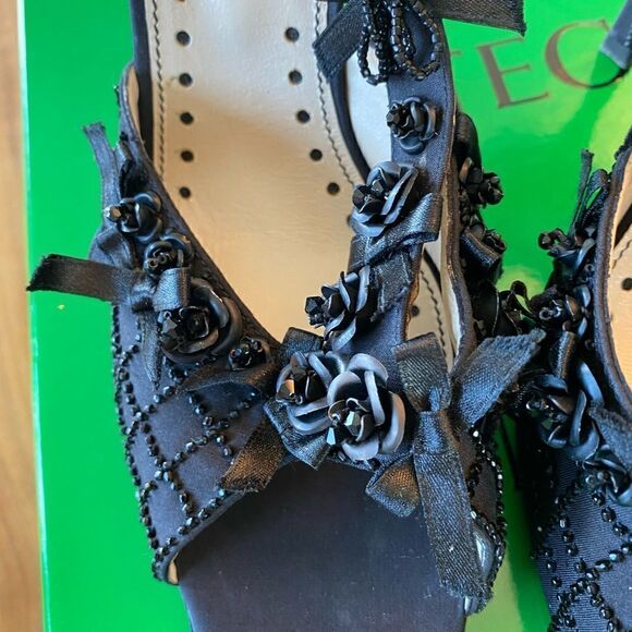 Yves St. Laurent -YSL- Black beaded evening heel. Brand New - size 10.5 - Picture 2 of 15